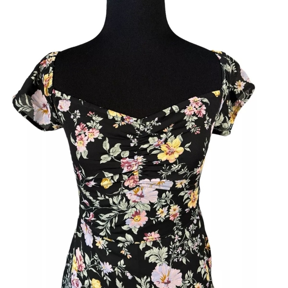 NWT Abercrombie & Fitch Floral Dress Black Small S Off the Shoulder Midi Length - Picture 2 of 5